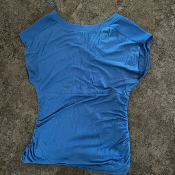 Ricki's Blue Top with Ruching on sides - Size Small - Picture 2 of 2